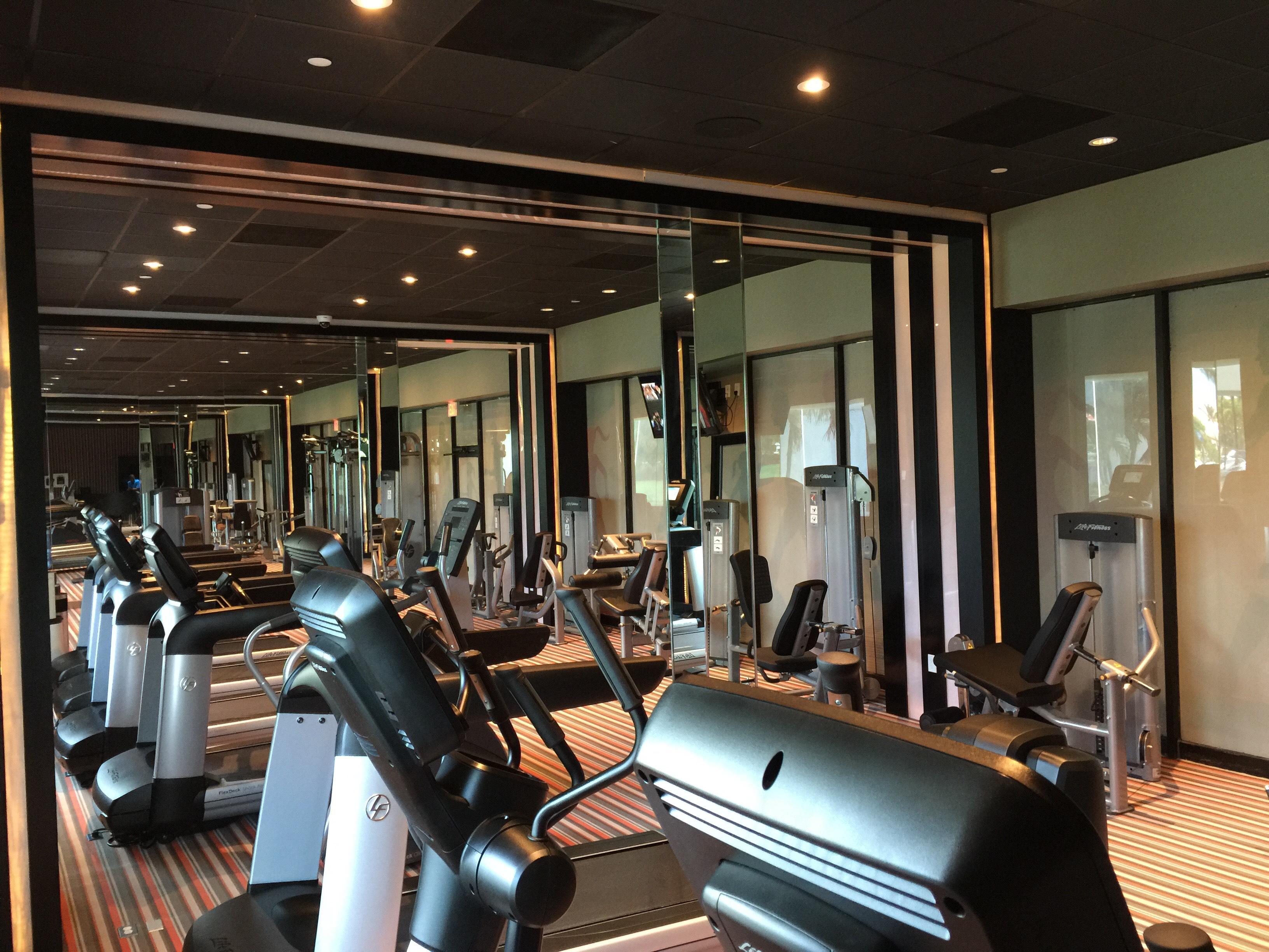 Melia Nassau Beach Bagian luar foto