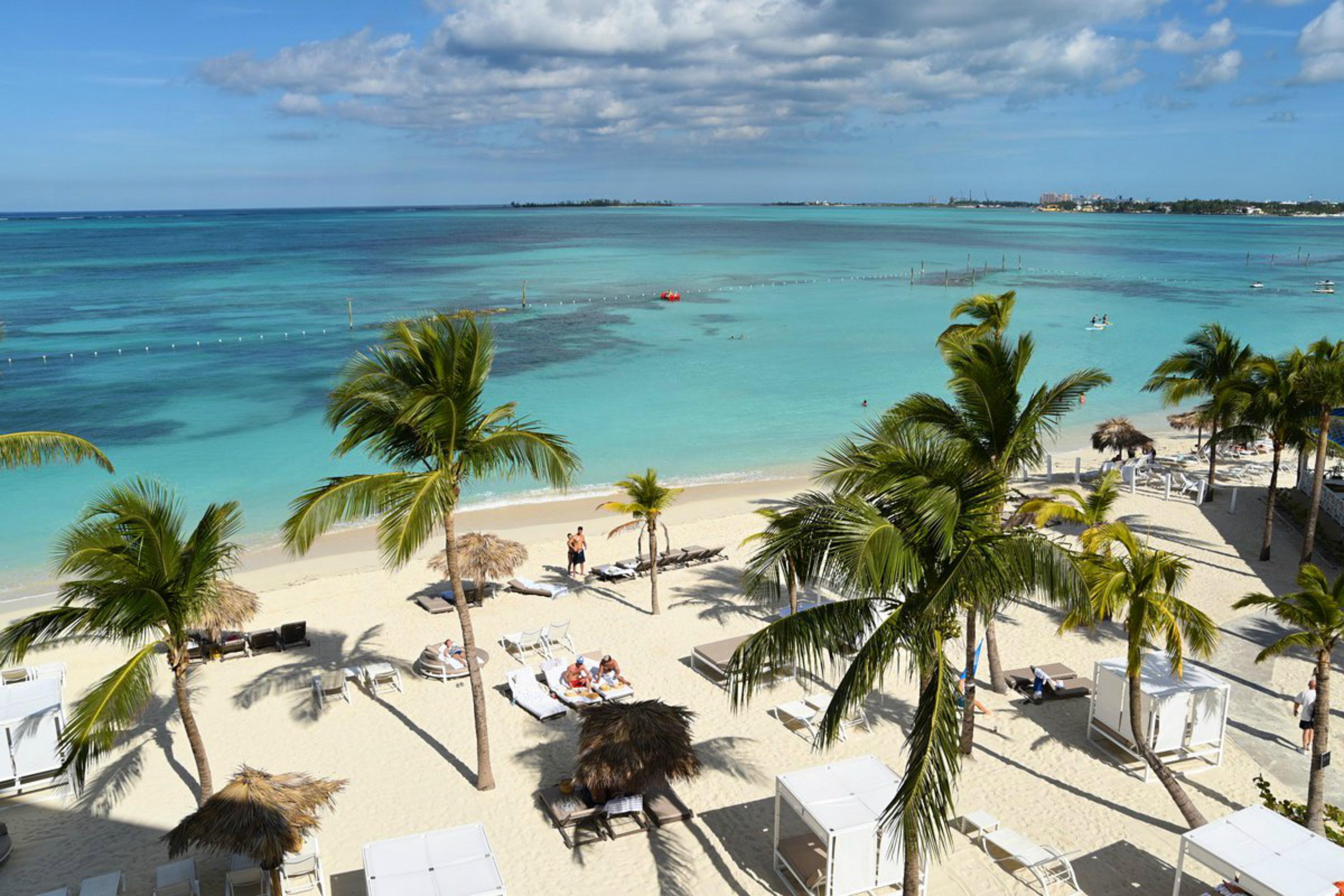 Melia Nassau Beach Bagian luar foto